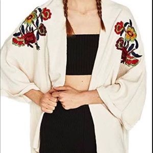 Zara Knit Cream Embroidered Kimono cardigan M